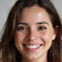 Customer Avatar Emily R.